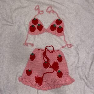 Beautiful Strawberries Knitted Set.